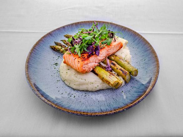 Roasted Salmon 9 oz w/ asparagus & mash
