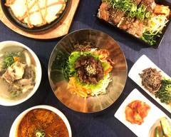 黒毛和牛焼肉と韓国料理　ハヌル