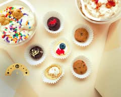 Dessert Queen (806 E University Blvd)