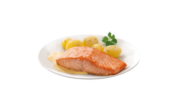 Norwegisches Lachsfilet mit Beilage