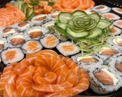 Izura Sushi AND Roll