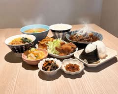 栄養モンスター.　eiyoumonster.