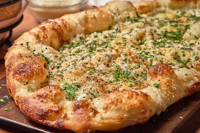 Cacio e Pepe Pizza