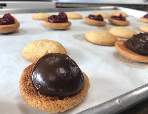 (Gluten Free) Peanut Butter Sandwich Cookie