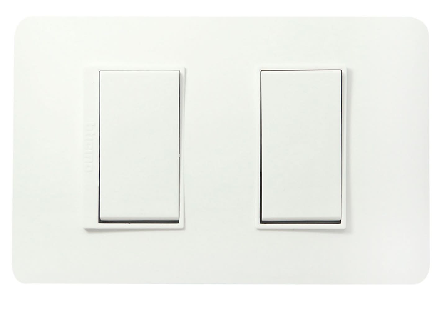 Bticino · Placa armada interruptor 10a 9/15 luzica blanco