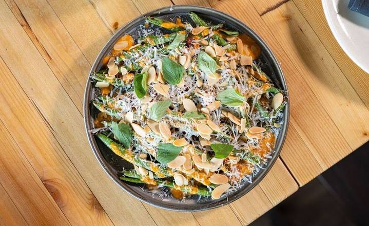 charred green beans