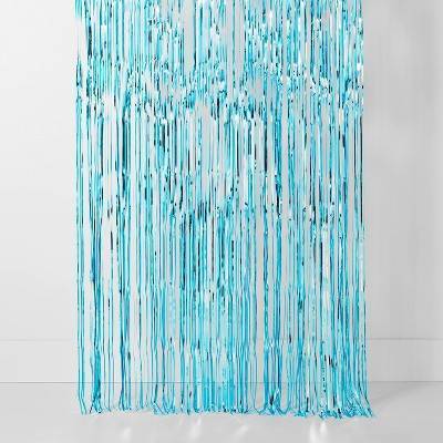 Spritz Fringe Backdrop Teal (blue)