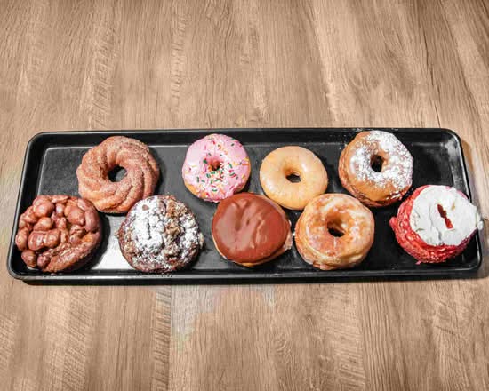 Donut King (3198 Elm Street Northeast)
