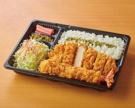 熟成 三元麦豚ロースかつ110g・大海老フライ弁当 Pork Loin Cutlet (110g) and Fried Prawn Bento Box