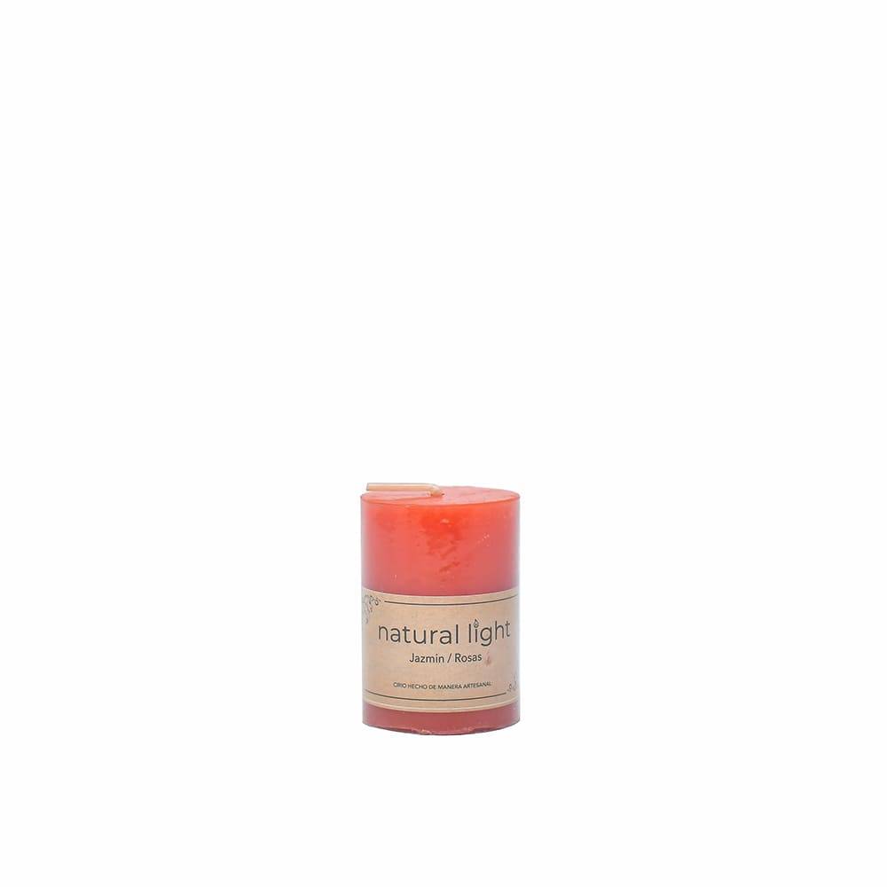 Vela pilar Natural Light™ aroma jazmín/rosas de 6.29 cm color naranja