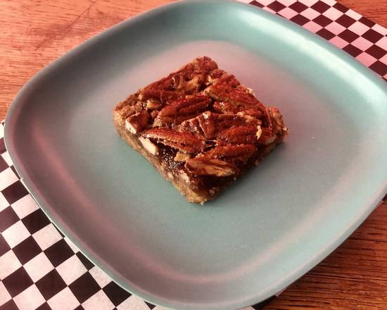Pecan Maple Square (1)