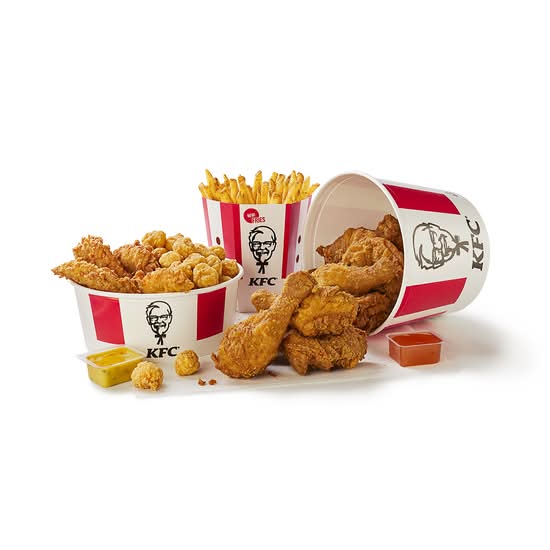 8 Piece Variety Bucket