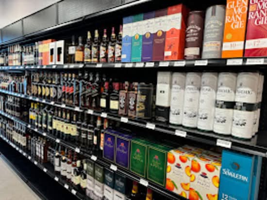 Riverside Market Chicago (1240 North Halsted Street)