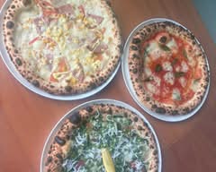 【ピザが美味しいお店】イタリアごはんやまんち　Italiagohanyamanchi			