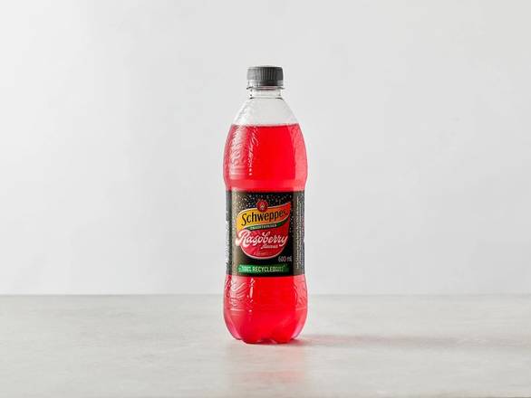 Schweppes Traditional Raspberry 600ml