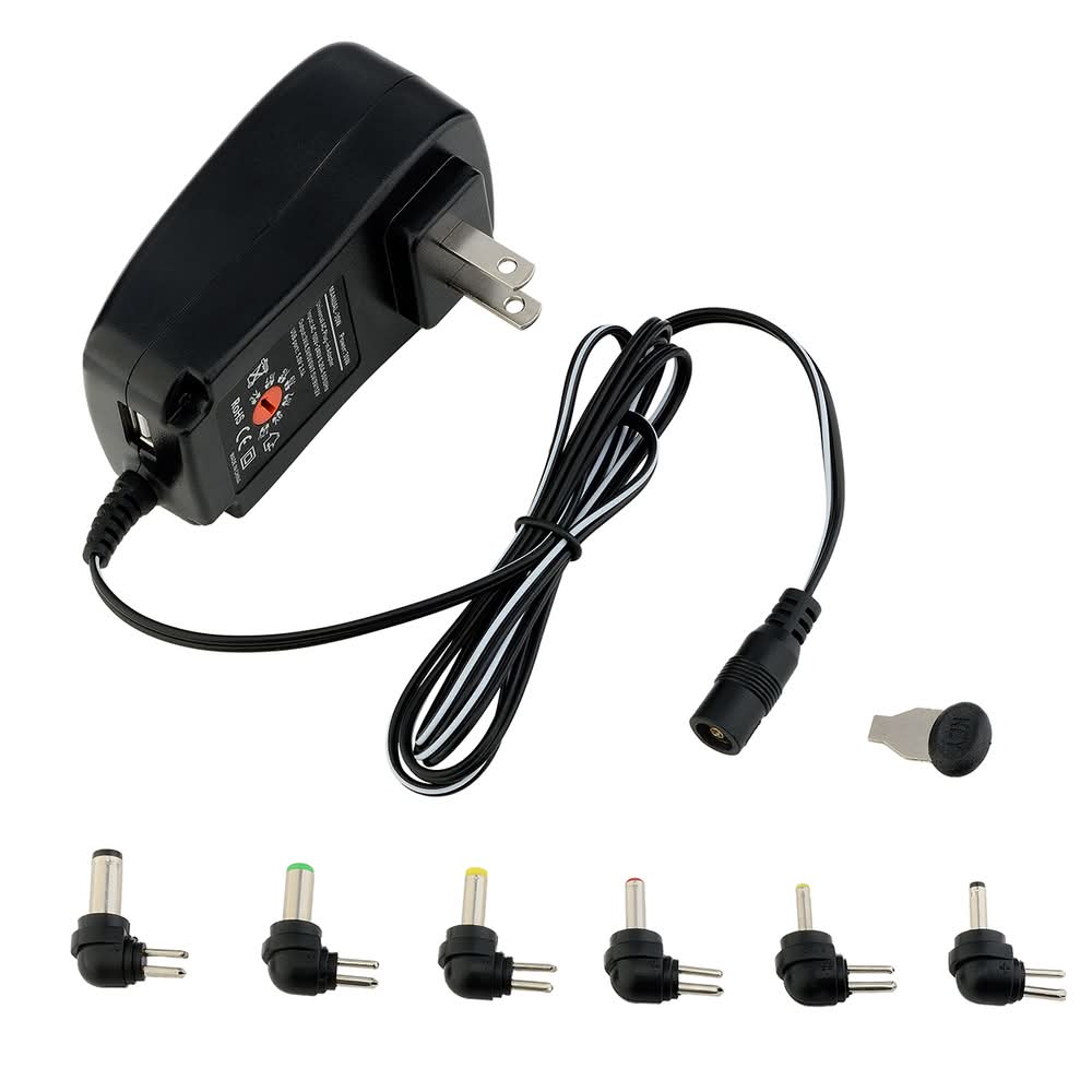RadioShack · Adaptador de corriente universal con puntas intercambiables (200 g)