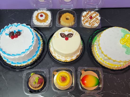 Ali Cake Decorations