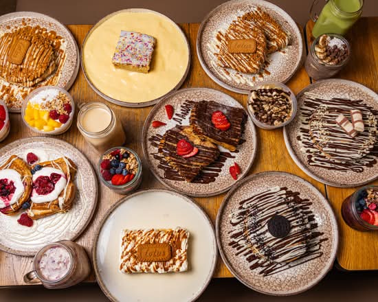 Crumbs Desserts (Cheetham Hill)