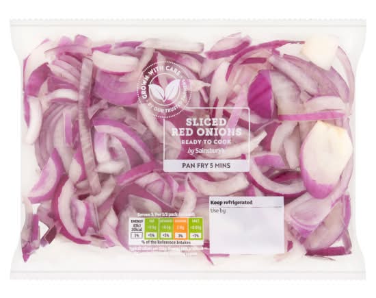 Sainsbury's Inspired To Cook Quick & Easy Sliced Red Onions (150g)