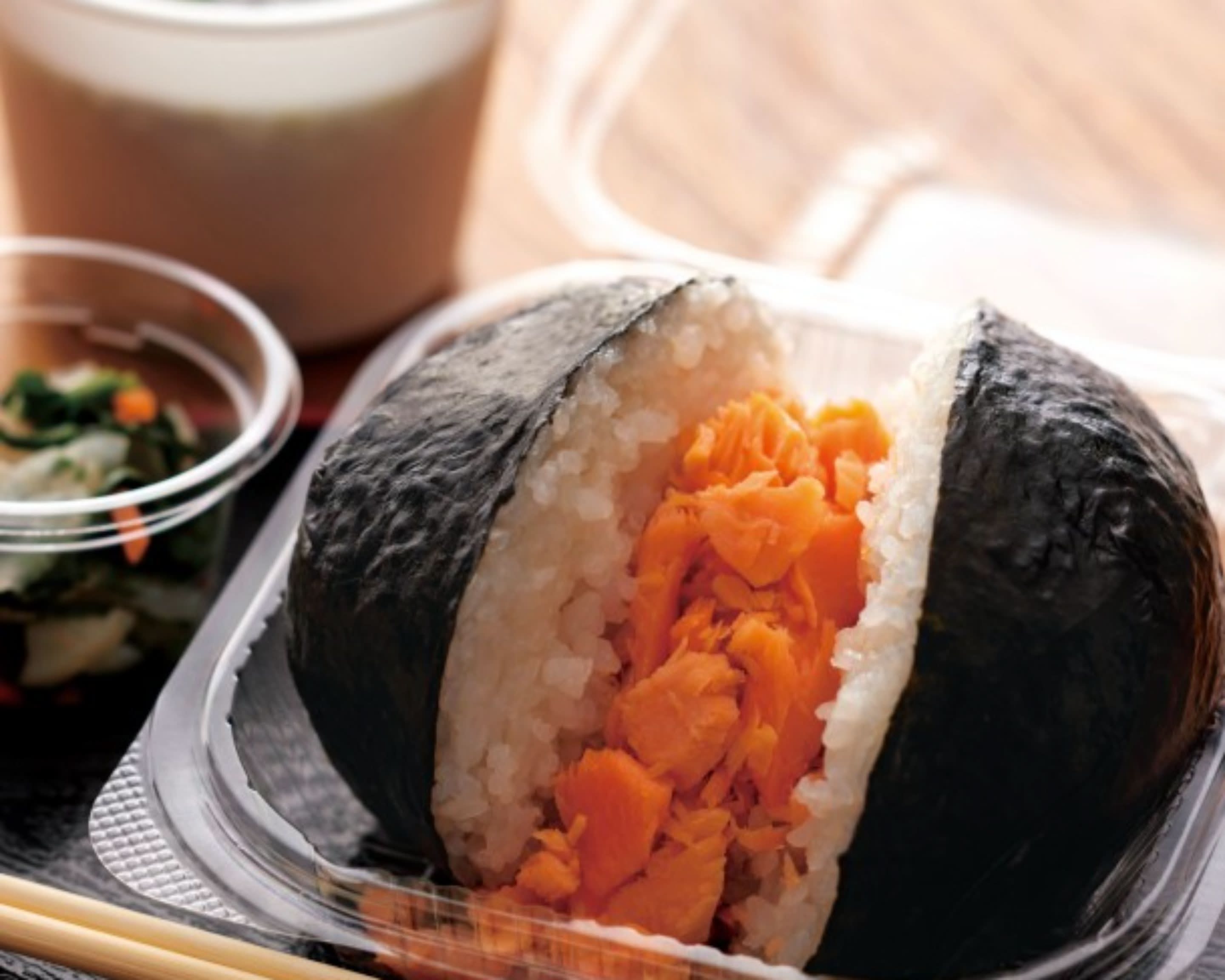 爆弾おにぎりページ ぽんしゅ館 コンプレックス 爆弾おにぎり屋の出前・宅配・テイクアウト