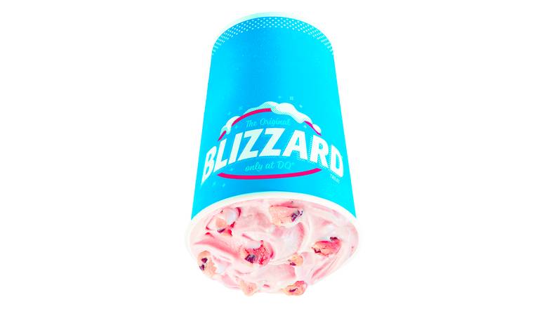 Chocolate Chip Cookie Dough Blizzard® Treat