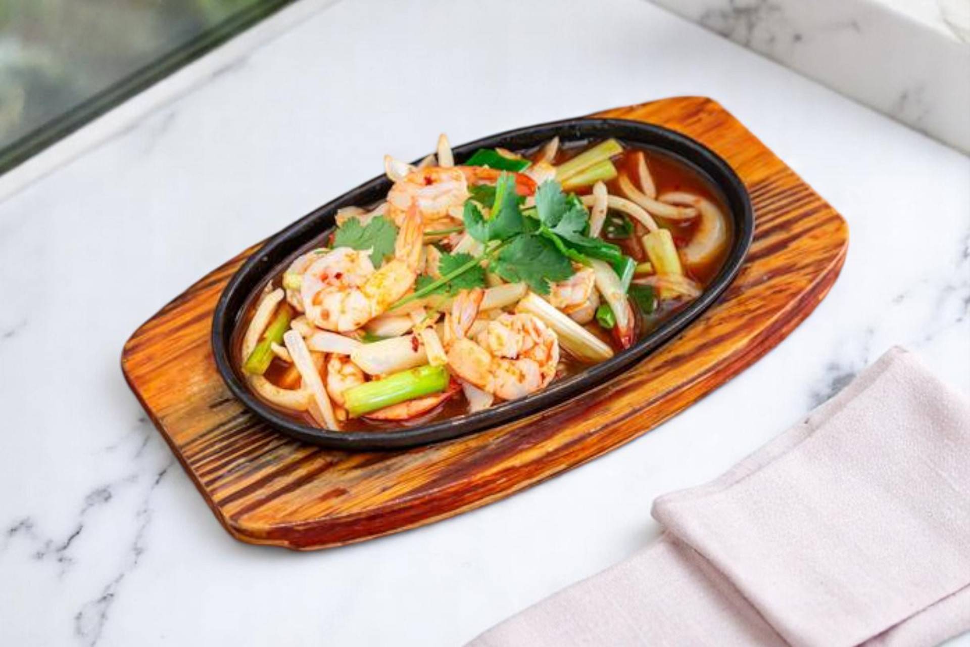 🍤🍗🍖Sautées sauce piquante aux choix : (poulet ou bœuf ou crevette)