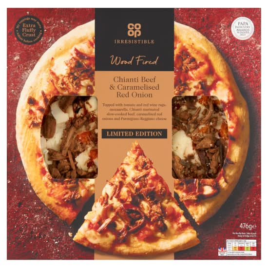Co-op Irresistible Wood Fired Chianti Beef & Caramelised Red Onion Pizza (476g)