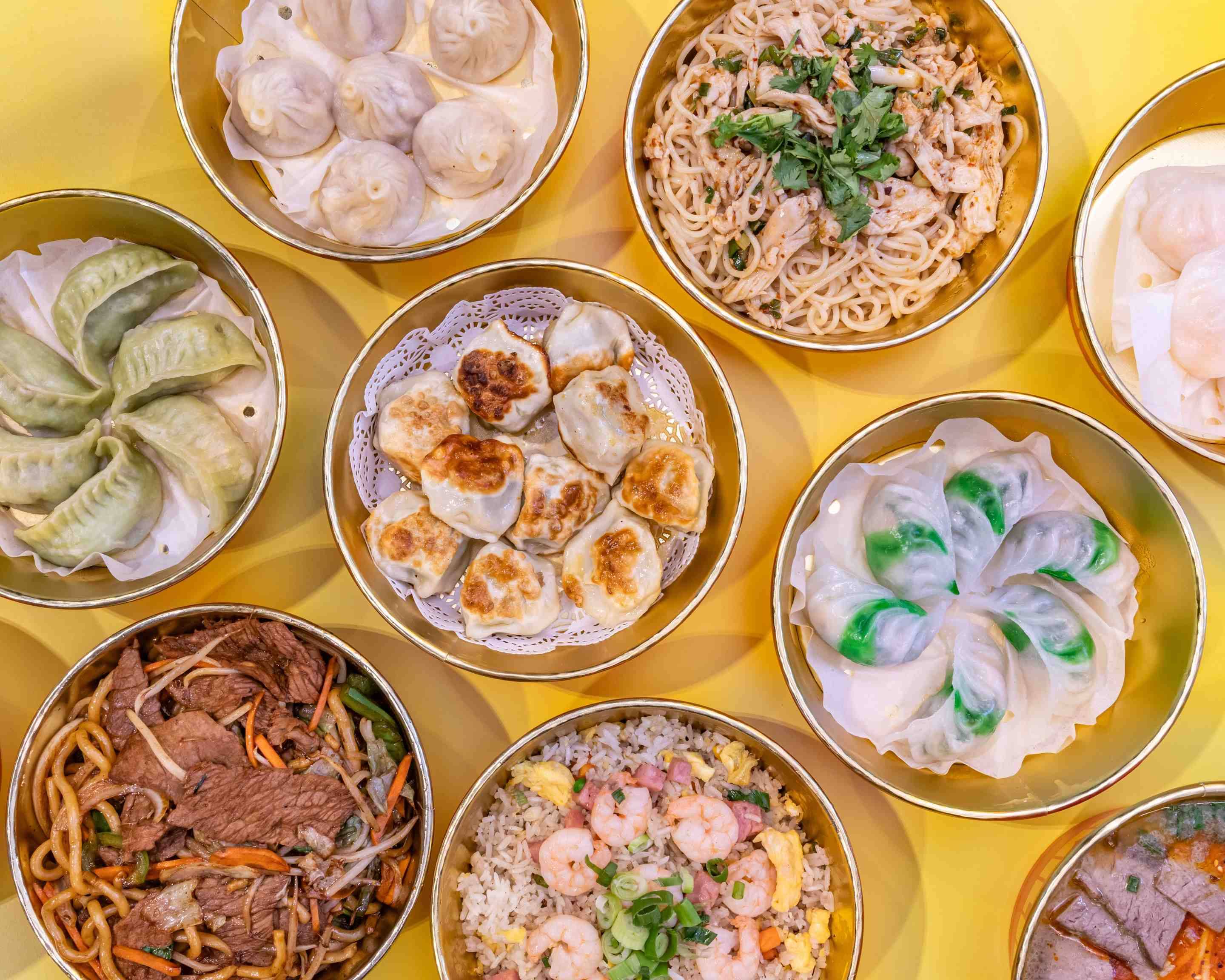 Order Smiling Dumplings And Noodles Menu Delivery and Takeaway in Gold