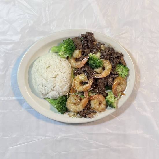 Beef & Shrimp stirfry Vegetables with Rice