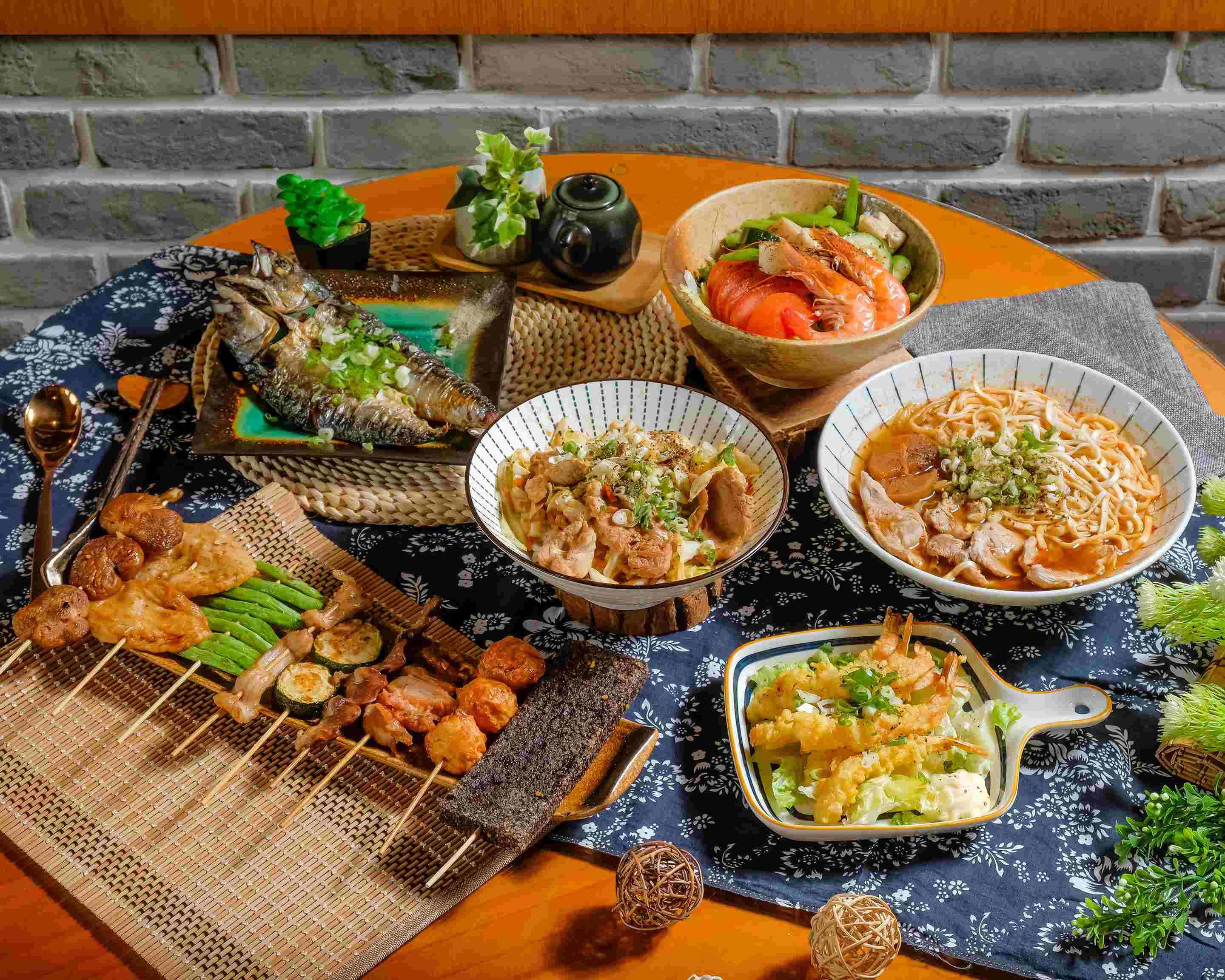 炭屋料理町丨附日式串燒 Menu Delivery in Tainan | Delivery Menu & Prices | Uber Eats