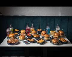 Tanky's Burgers & Shakes