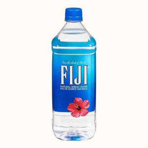 Fiji eau de source naturelle - natural spring water (1 l)
