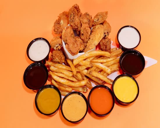 WingsTopia (San Salvador)