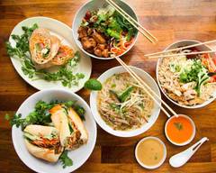 Anh's Kitchen Toco Hiils