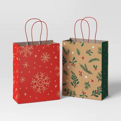 2ct Holly/Snowflake Cub Christmas Gift Bag - Wondershop™