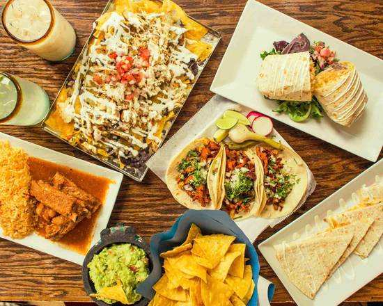 Taqueria y Birrieria Las Cuatro Milpas (Bloomington)