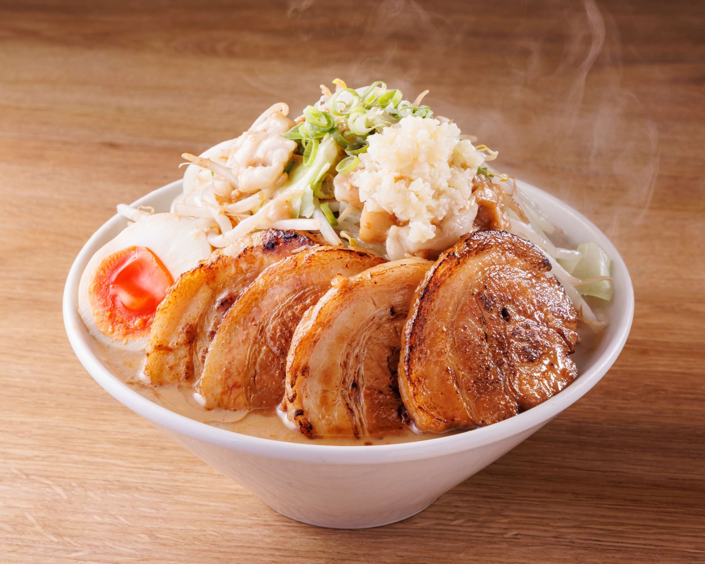 二郎系ラーメン】二郎と僕と君 新潟東店の出前・宅配・テイクアウト