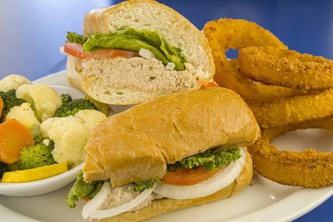 Order Tuna Sub food online from Bob And Edith'S Diner store, Alexandria on bringmethat.com