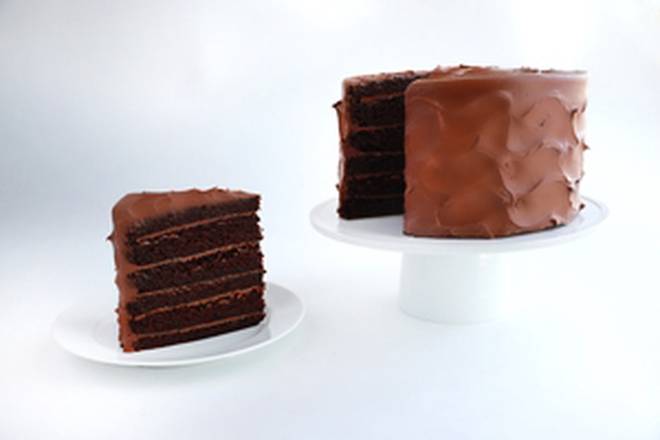 Old-Fashioned Chocolate Cake
