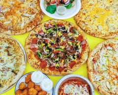 Le Golden Pizza (655 Fieldstown Rd, 113)