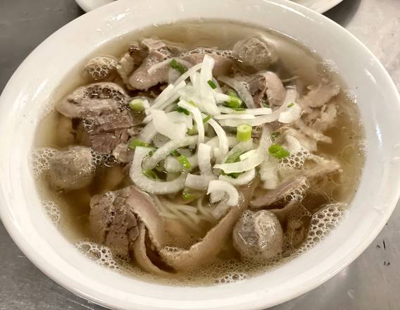 329. Phở Nạm Bò Viên