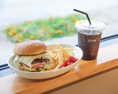 【和牛ステーキ・カレー・シチューが揃うカフェごはん】E-cafe 東江店 E-cafe Agarieten 【名護市 東江】