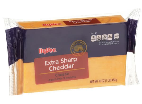 Hy-Vee Extra Sharp Cheddar Cheese (16 oz)
