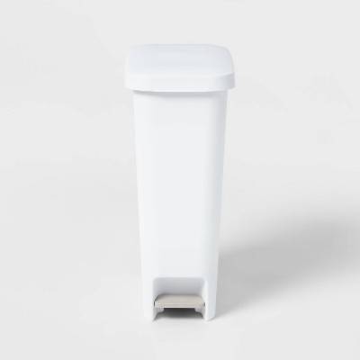 Brightroom Slim Step Trash Can (white)