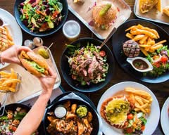 Hotel Beach House (CBD)