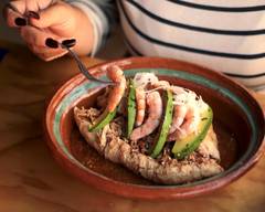 Ahogadas y Mariscos La Malquerida