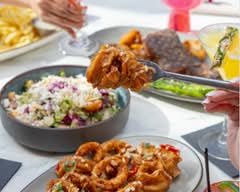 220 Merrill (220 E Merrill St)