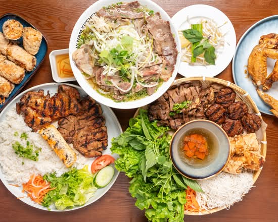 Vi Nam Vietnamese Kitchen 