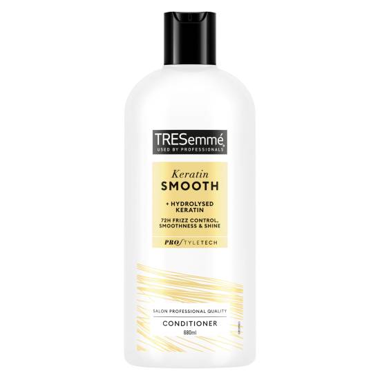 TRESemmé Keratin Smooth Hair Conditioner (680ml)