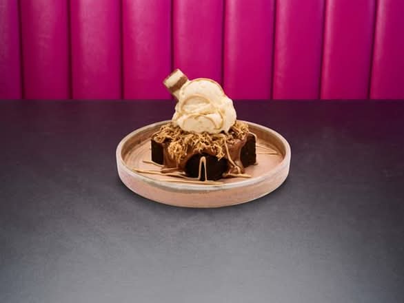 *NEW* Bueno Brownie Stack